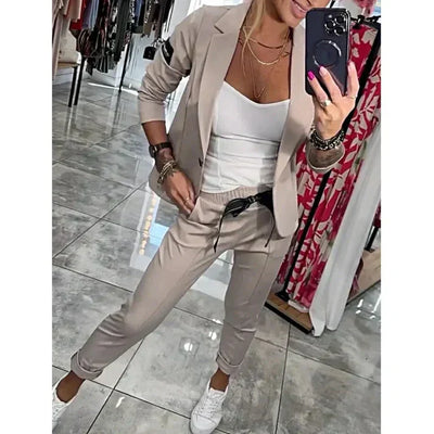 Eleonora | Completo sartoriale con blazer morbido e pantaloni dallo stile sportivo