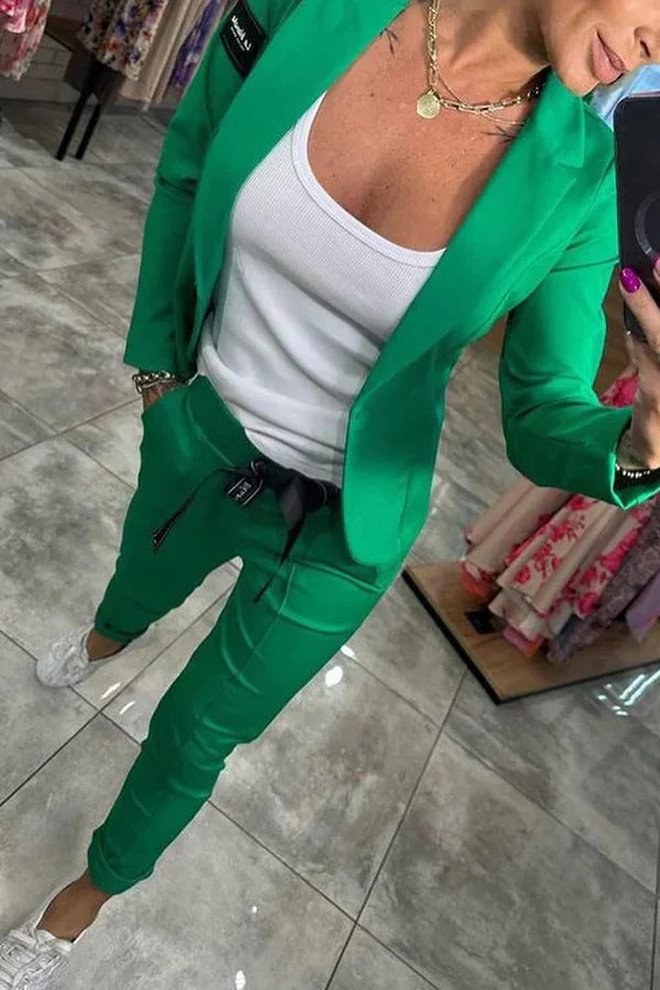Eleonora | Completo sartoriale con blazer morbido e pantaloni dallo stile sportivo