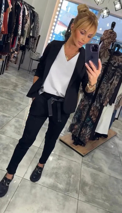 Eleonora | Completo sartoriale con blazer morbido e pantaloni dallo stile sportivo