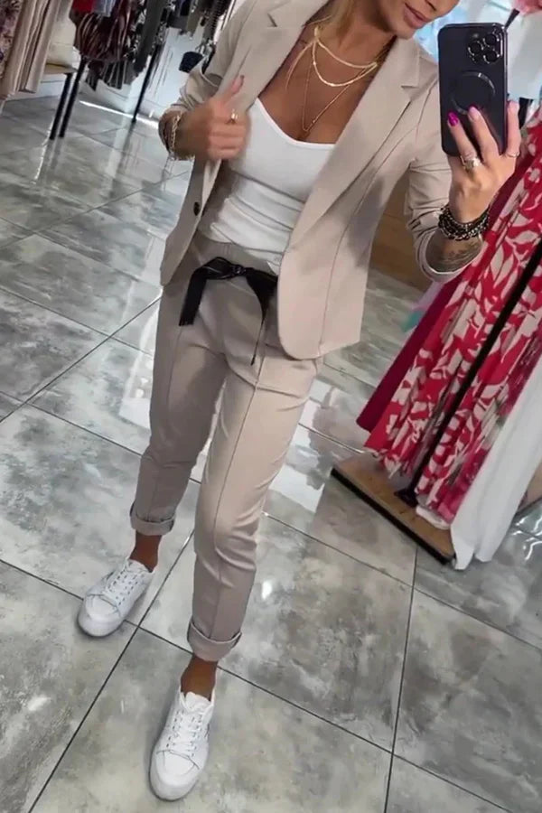 Eleonora | Completo sartoriale con blazer morbido e pantaloni dallo stile sportivo