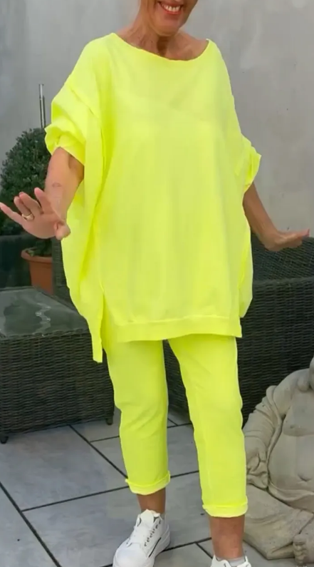 Elisabetta  | Completo da casa con maglione e pantaloni a taglio corto